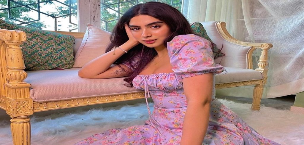 khushi kapoor Net Worth, Education, Age , Boyfriend, Height, Family, Bio/Wiki 2024 khushi kapoor Net Worth, Education, Age , Boyfriend, Height, Family, Bio/Wiki 2024